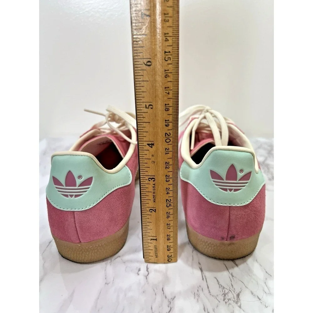 Adidas Womens Suede Gazelles Sneakers Shoes 6 Y2K Classic Streetwear Sporty Pink
